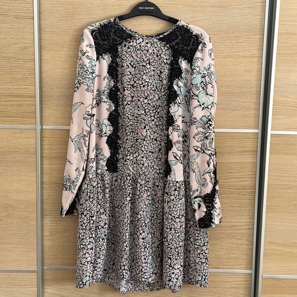 BCBG Maxazria long sleeves dress - Picture 2 of 10